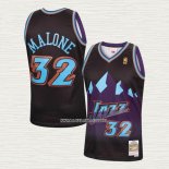 Karl Malone NO 32 Camiseta Utah Jazz Mitchell & Ness 1996-97 Negro