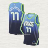 Luka Doncic NO 77 Camiseta Dallas Mavericks Ciudad Edition Azul