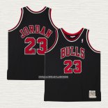 Michael Jordan NO 23 Camiseta Chicago Bulls Mitchell & Ness 1997-98 Negro
