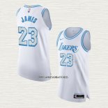 LeBron James NO 23 Camiseta Los Angeles Lakers Ciudad Autentico 2020-21 Blanco