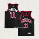 DeMar DeRozan NO 11 Camiseta Chicago Bulls Statement 2020-21 Negro