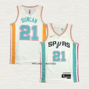 Tim Duncan NO 21 Camiseta San Antonio Spurs Ciudad 2021-22 Blanco