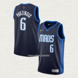 Kristaps Porzingis NO 6 Camiseta Dallas Mavericks Earned 2020-21 Azul